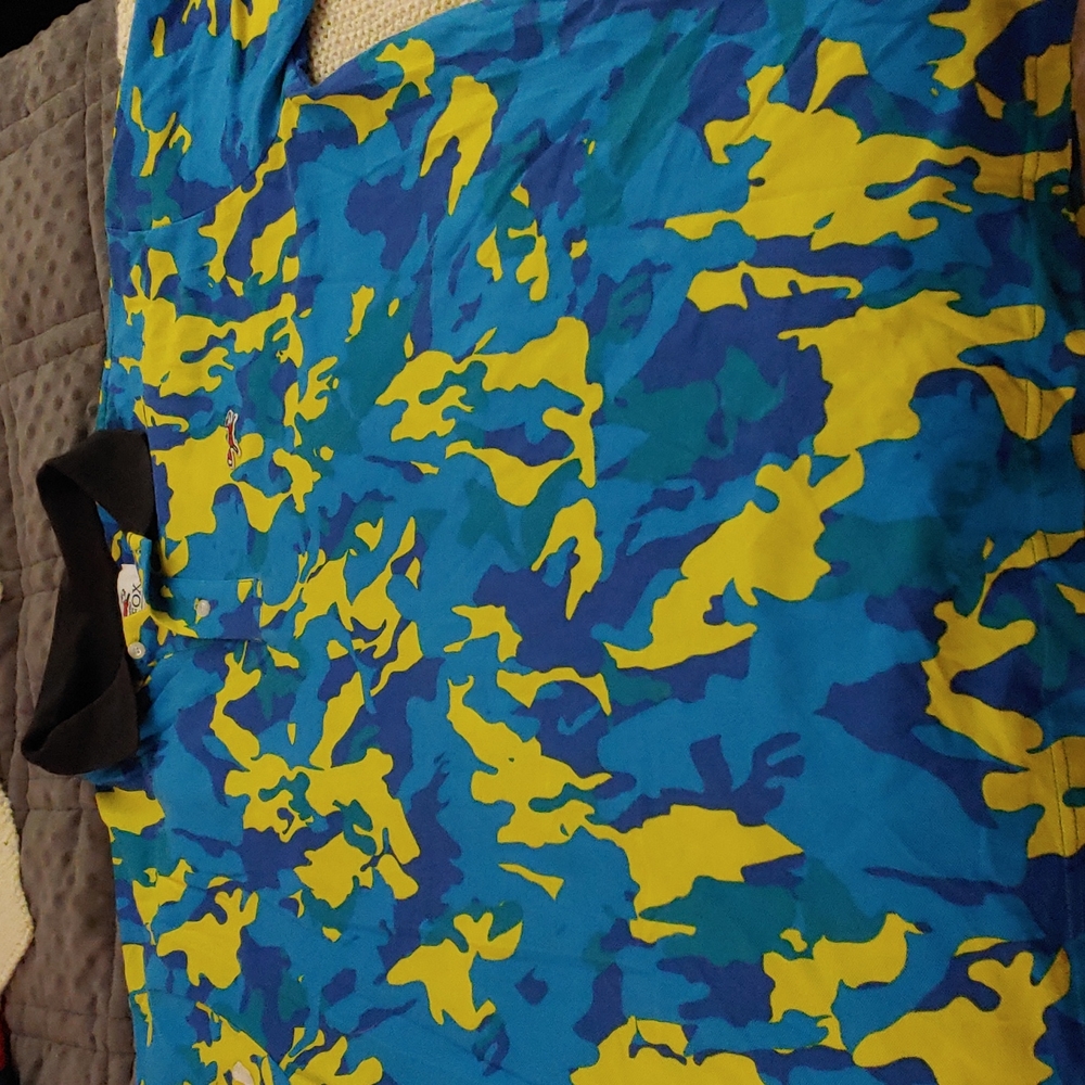 Men's shirt
